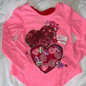 EUC 4T Valentines Day Shirt
